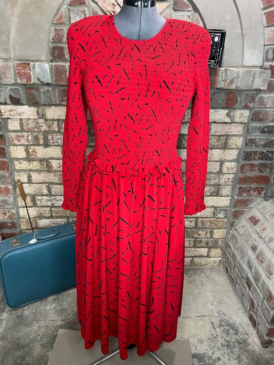 THML Dresses & Skirts - Liz Claiborne dress smocked bodice red black long sleeve pockets